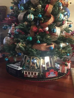 Antiqued Mirror Christmas Tree Collars