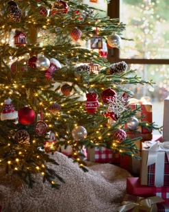 Après-Ski Ornament Collection