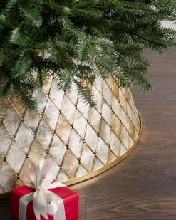 Capiz Christmas Tree Collar