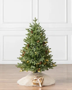 Greenwich Estates® Pine Trees