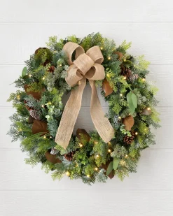 Outdoor Cedar Lodge Foliage