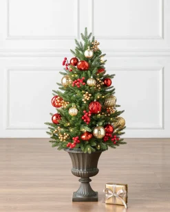 Outdoor Christmas Charm Foliage