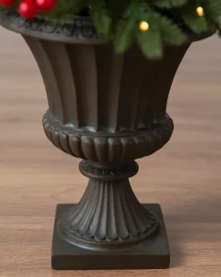 Outdoor Christmas Charm Foliage