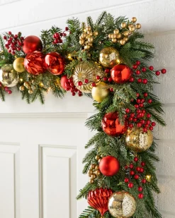 Outdoor Christmas Charm Foliage