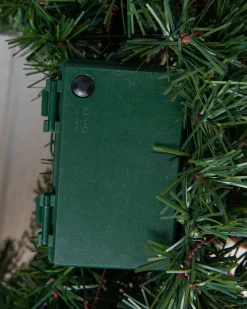 Outdoor Christmas Charm Foliage