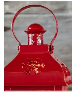 Outdoor Lit Holiday Lanterns