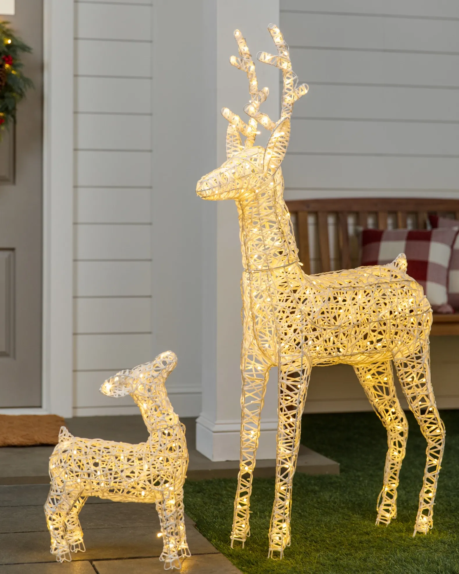 Outdoor Lit LED Wintry Wonder Friends