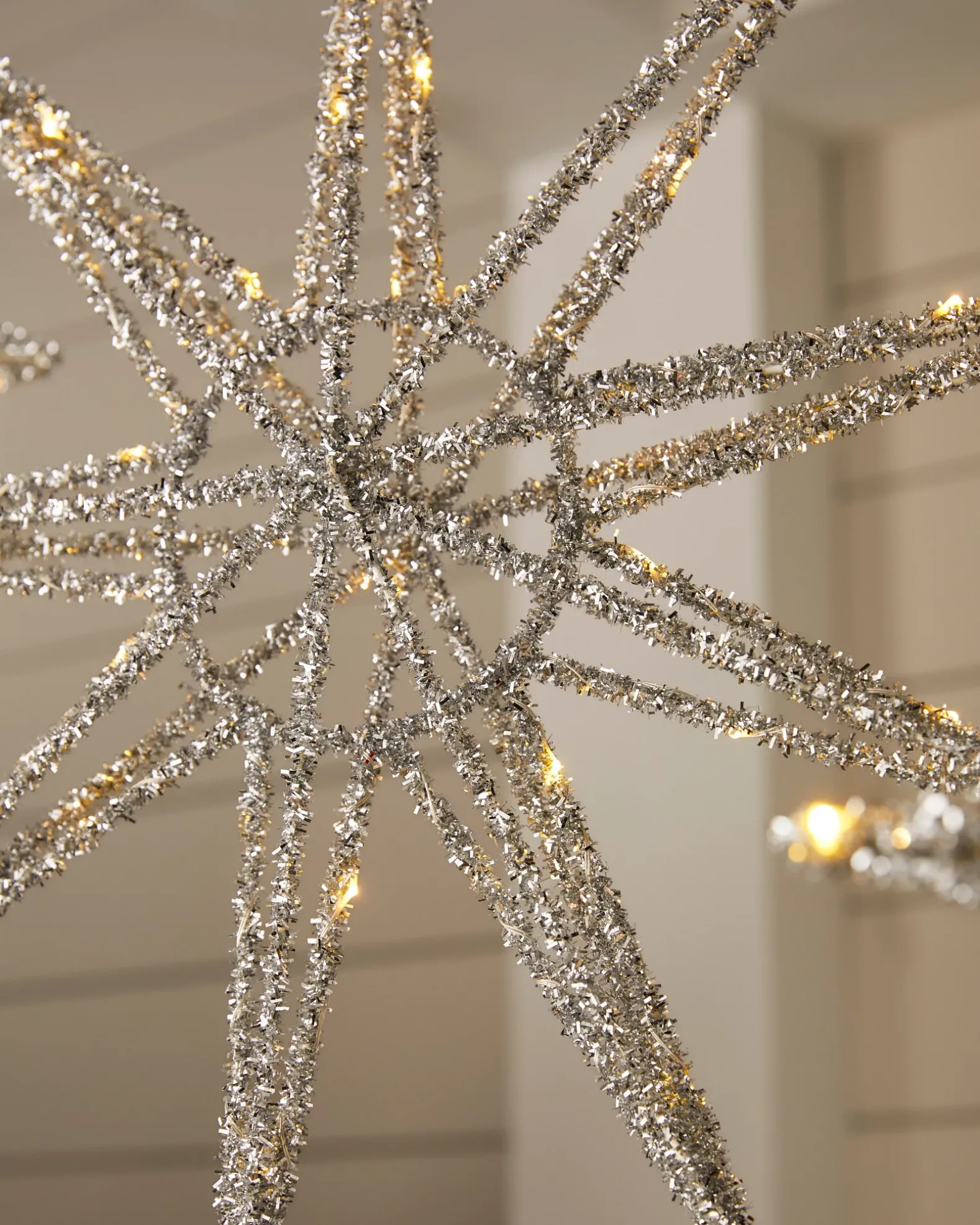 Outdoor Lit Tinsel Stars