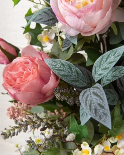 Outdoor Provence Rose Foliage