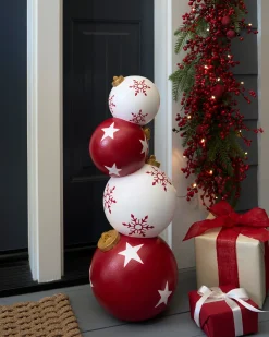 Outdoor Stacked Christmas Ornaments