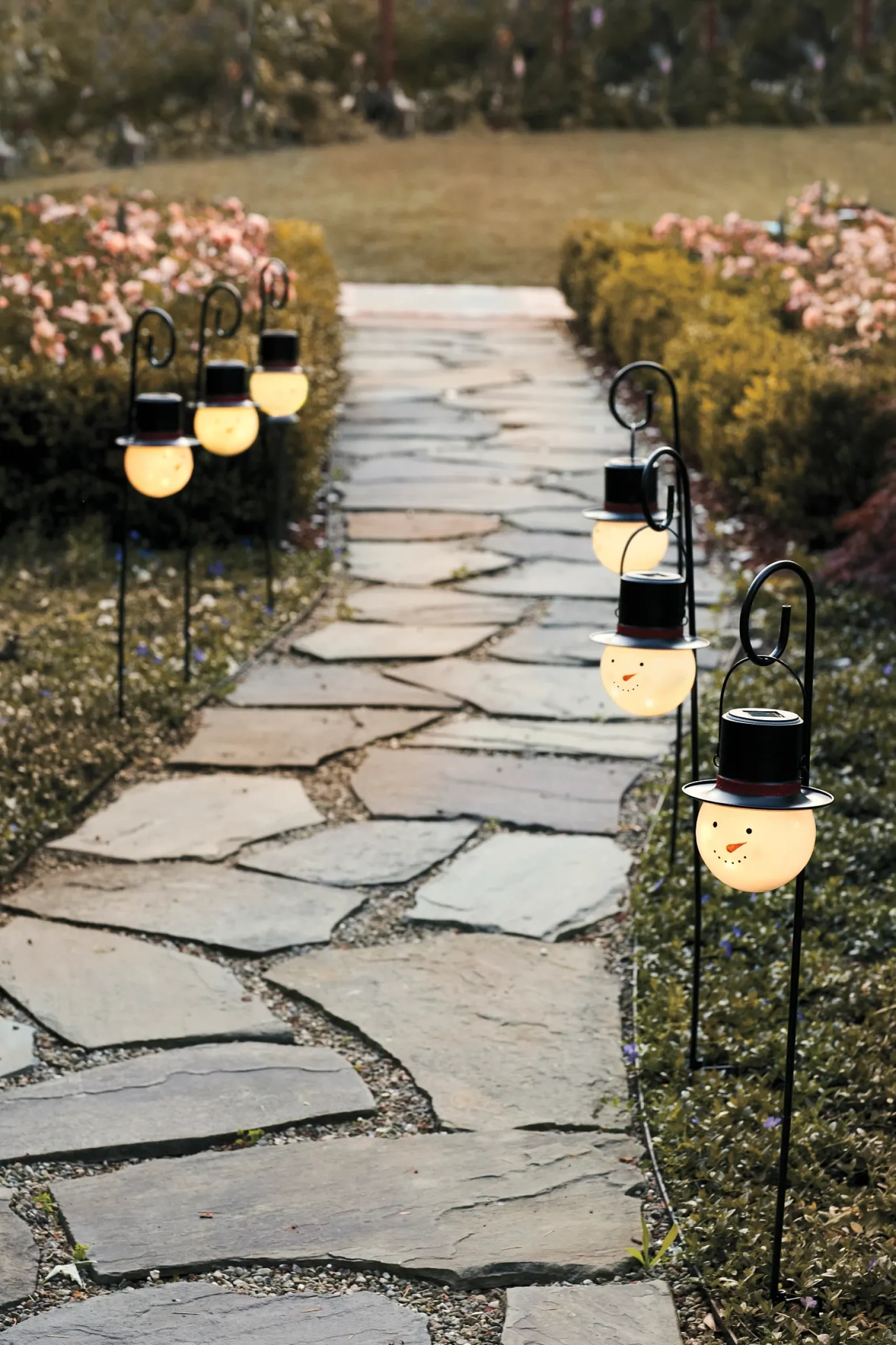 Snowman Solar-Powered Pathway Light Sets