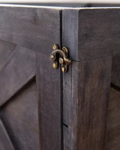 Wooden Crate Christmas Tree Collars